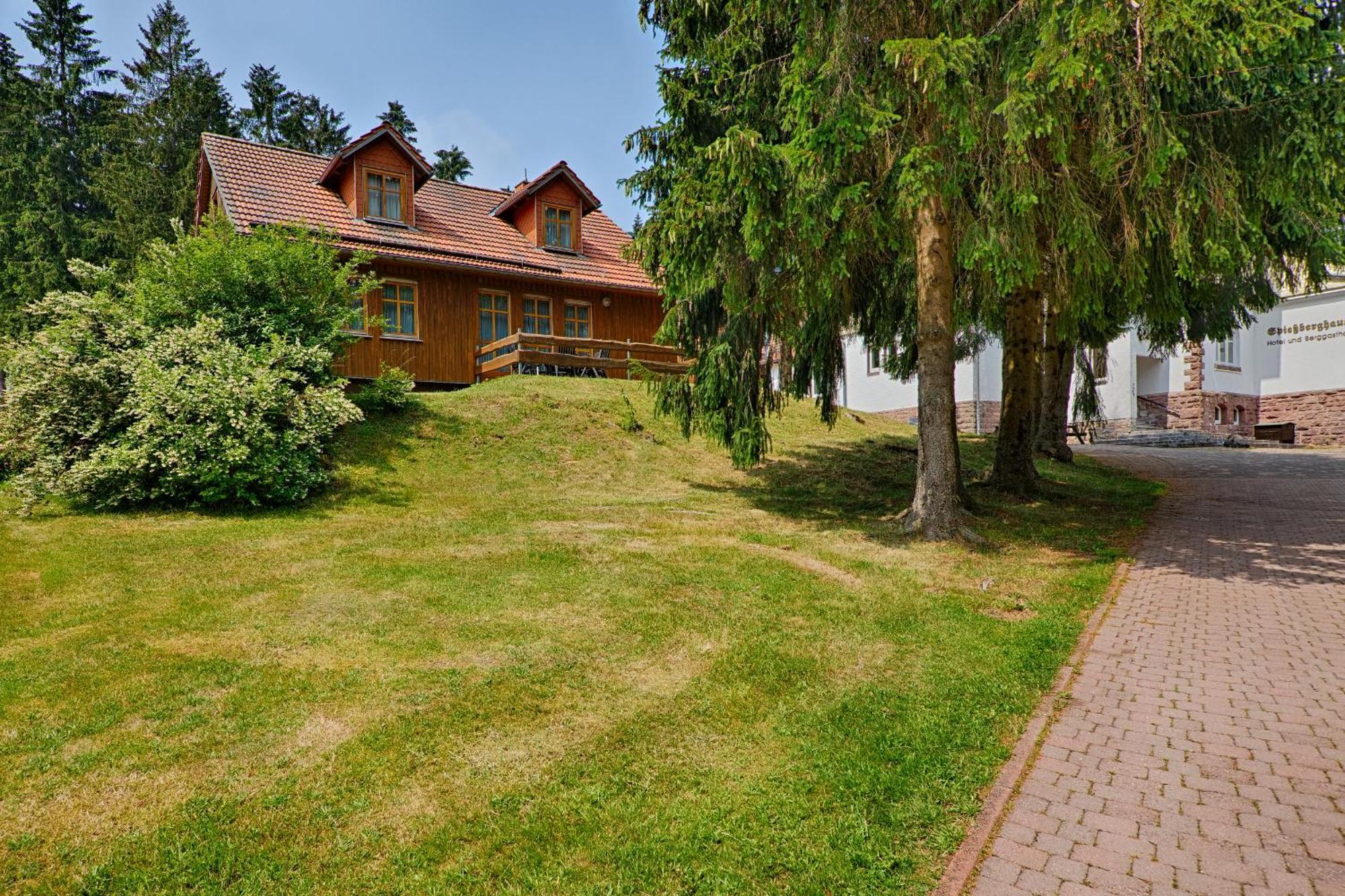Hotel Und Berggasthof Spiessberghaus Friedrichroda Eksteriør bilde